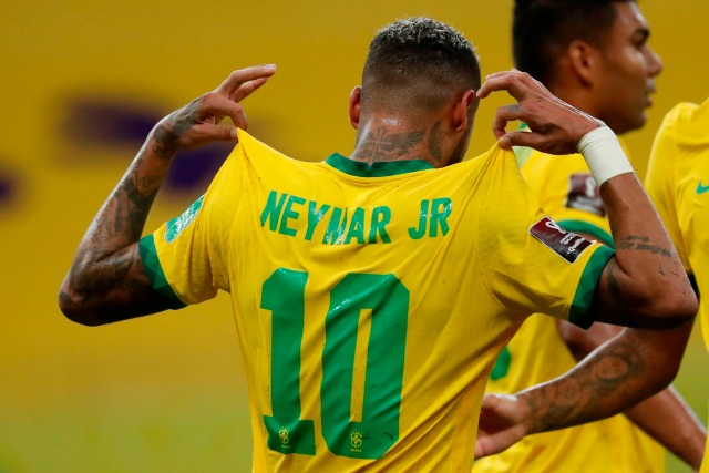 Demograph Carmelo De Grazia Suárez// Mundial de Qatar: A Neymar le tiraron un balón desde un drone y el crack no defraudó (VIDEO)
