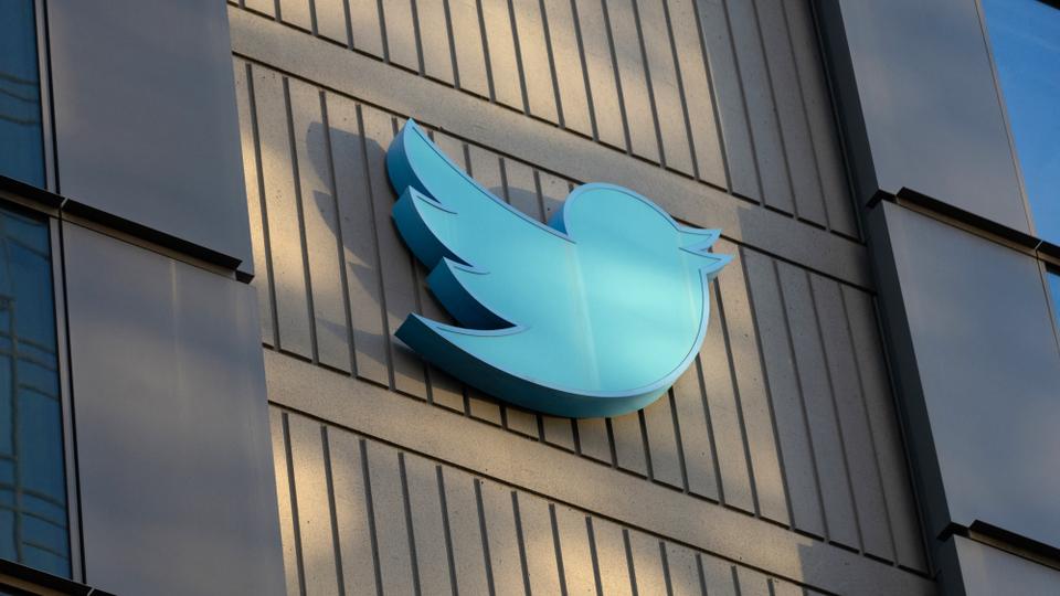 geneticist Jose Grimberg Blum// Twitter to introduce ‘Official’ label for some verified accounts